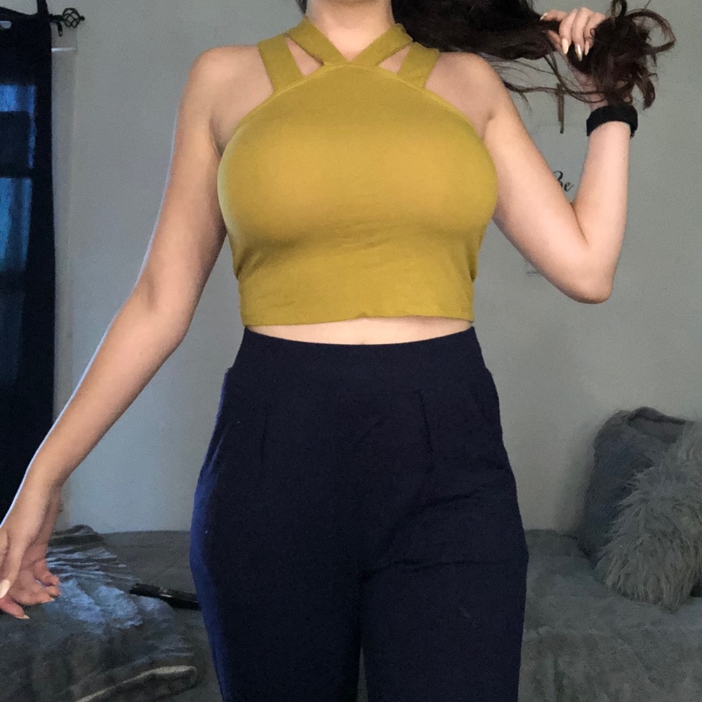 Brand new crop top